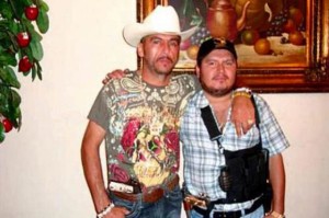 Manuel Torres y Misael Torres. Tío y sobrino.