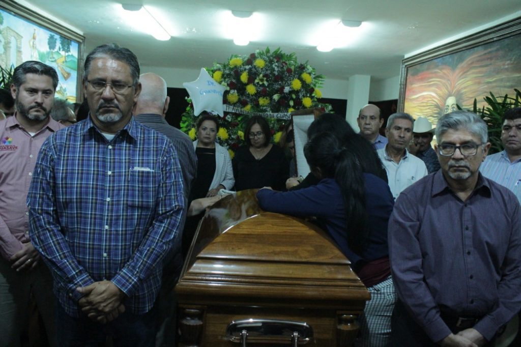 Funeral del extinto secretario guasavense
